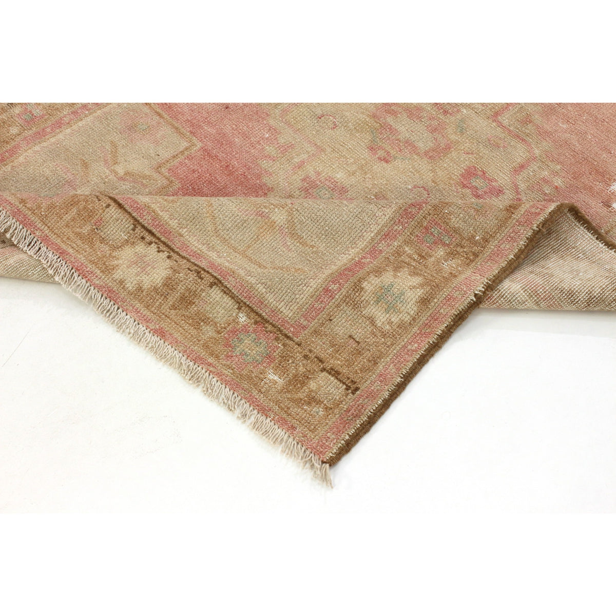 Lityn - (3'5'' x 6'1'') Vintage Turkish Rug