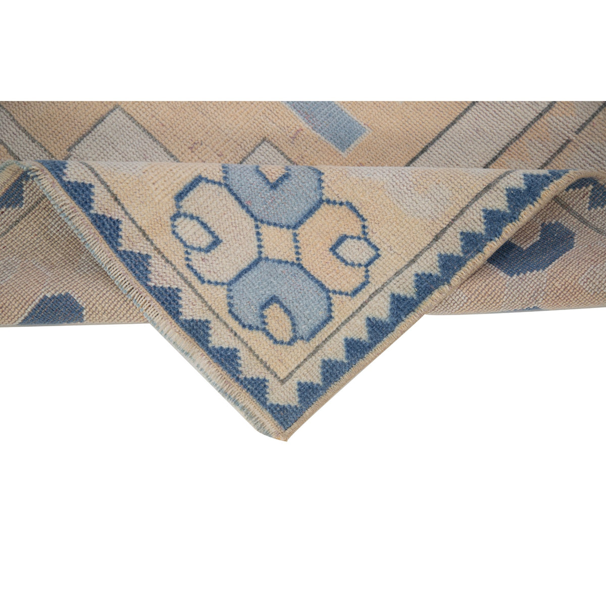 Sebauh - (5'7'' x 7'10'') Vintage Turkish Rug