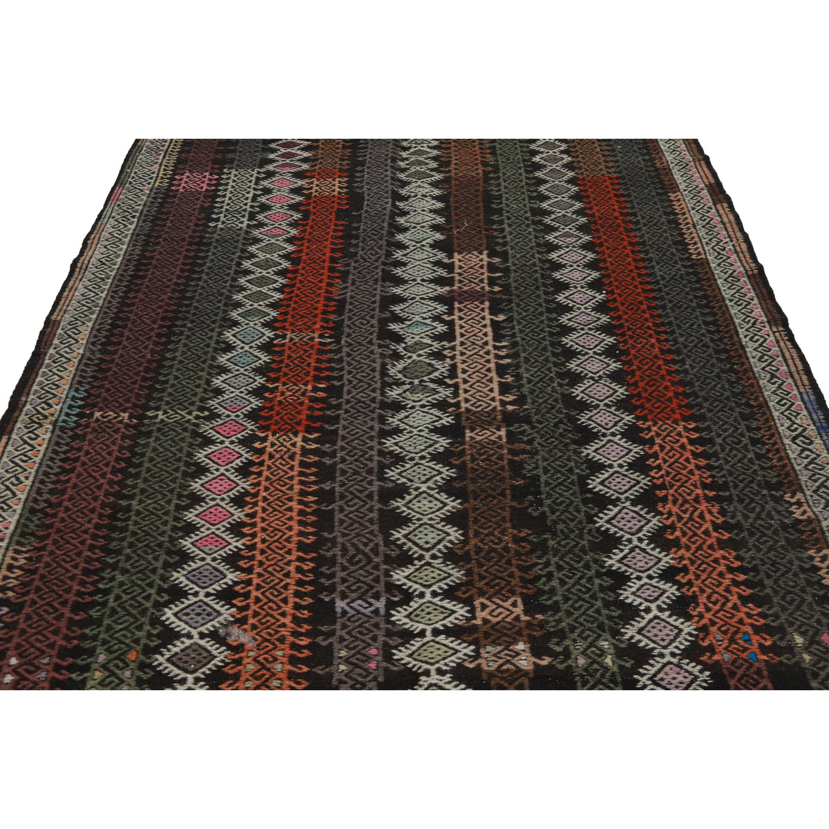 Negeri - (5'4'' x 9') Vintage Turkish Kilim