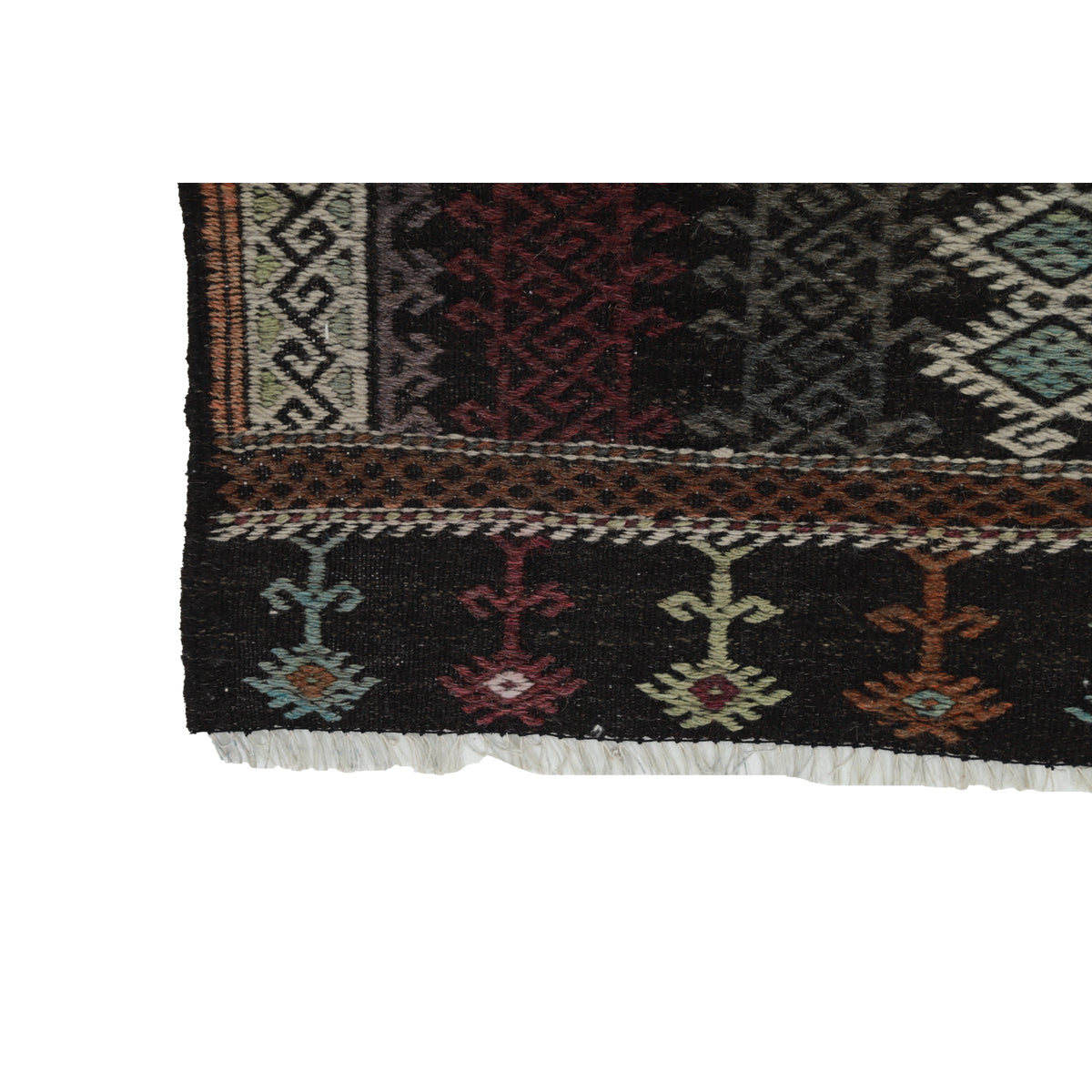 Negeri - (5'4'' x 9') Vintage Turkish Kilim