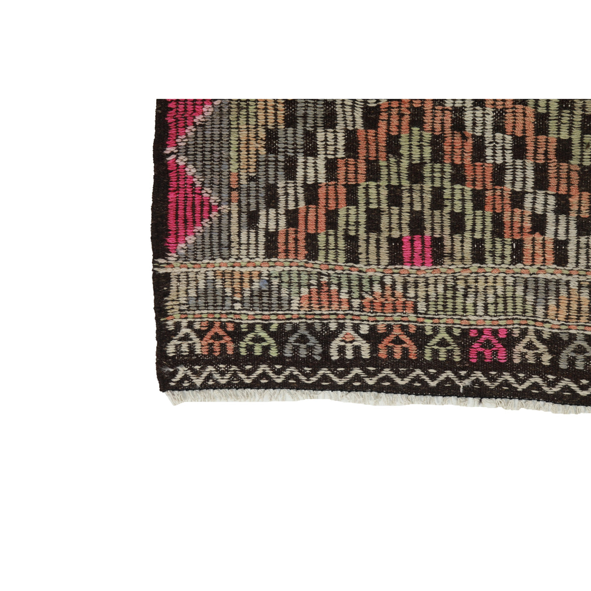 Sungaira - (6'6'' x 9'10'') Vintage Turkish Kilim