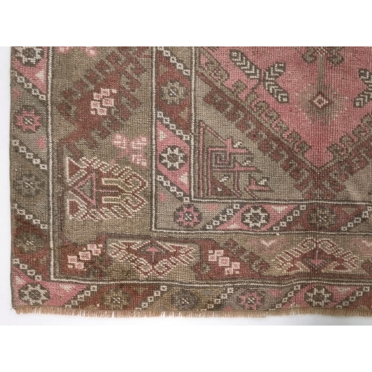 Jaunse - (4' x 6'1'') Vintage Turkish Rug