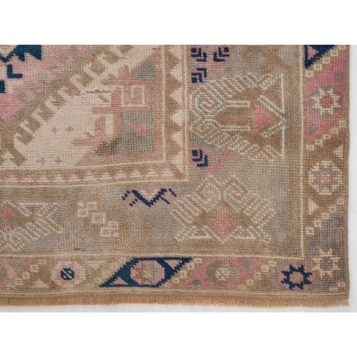 Niepor - (3'11'' x 6'1'') Vintage Turkish Rug