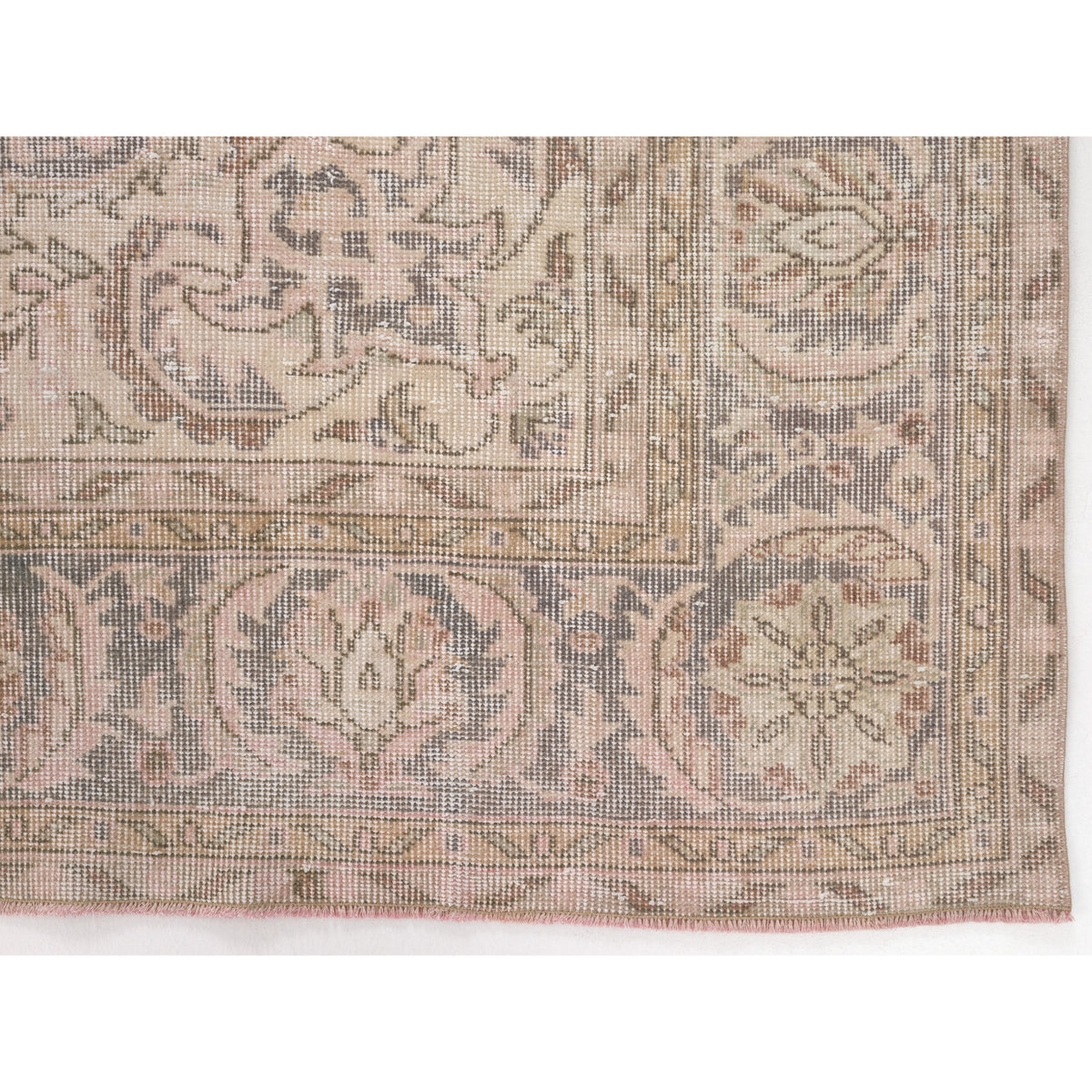 Tunraza - (7'1'' x 10'3'') Vintage Turkish Rug