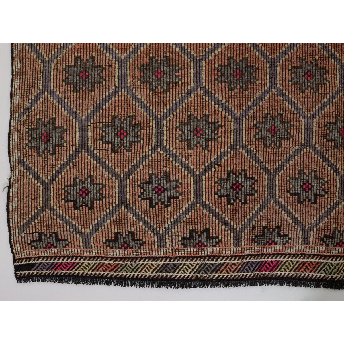 Sesheni  - (6'6'' x 9') Vintage Turkish Kilim