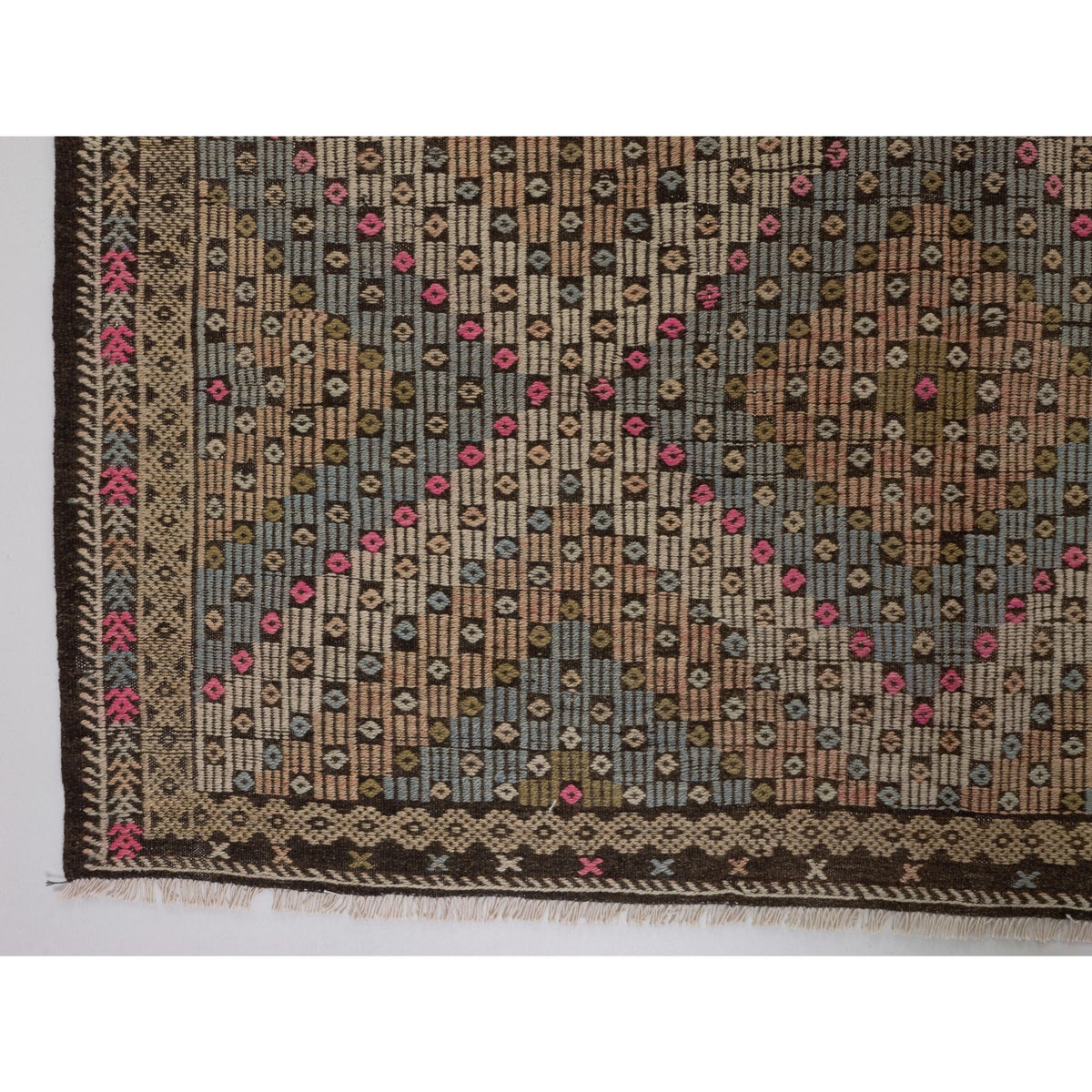 Mareira - (5'8'' x 11'3'') Vintage Turkish Kilim