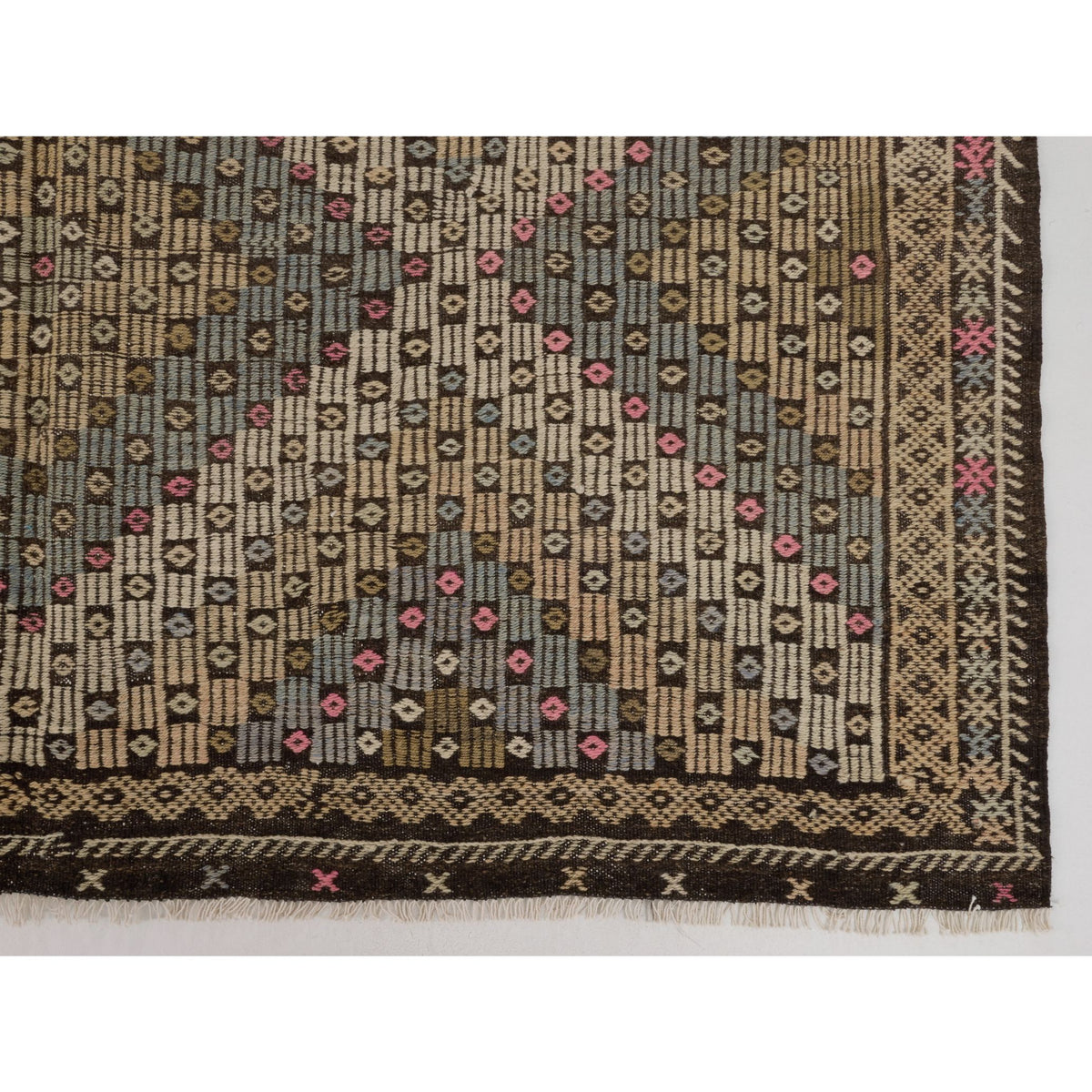 Mareira - (5'8'' x 11'3'') Vintage Turkish Kilim