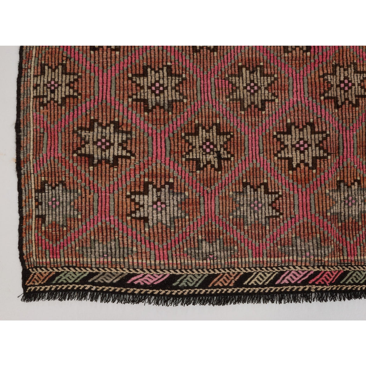 Nyeri  - (5'4'' x 10'4'') Vintage Turkish Kilim