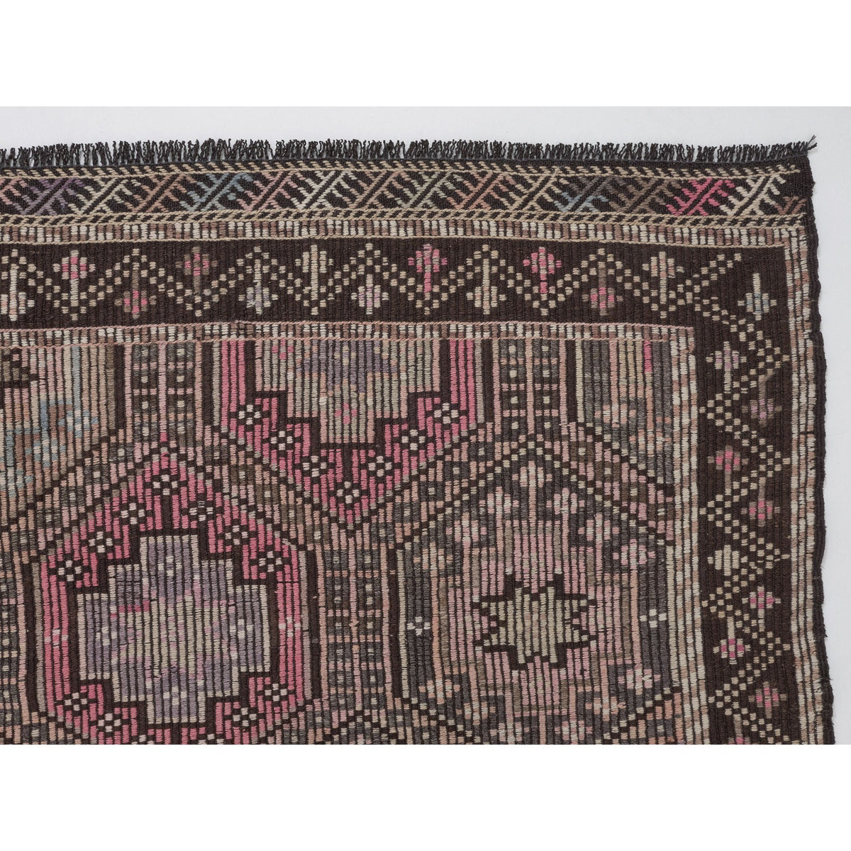 Oldinka - (6' x 10'5'') Vintage Turkish Kilim