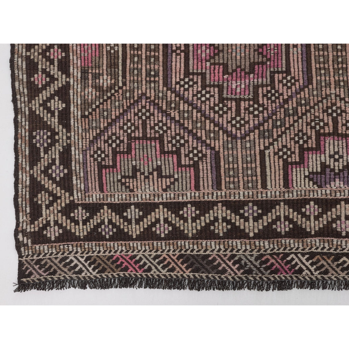 Oldinka - (6' x 10'5'') Vintage Turkish Kilim