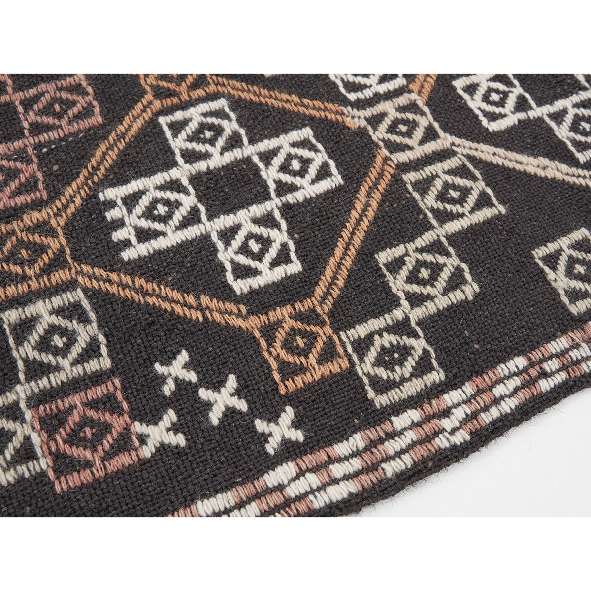 Iragua  - (4'3'' x 8'6'') Vintage Turkish Kilim