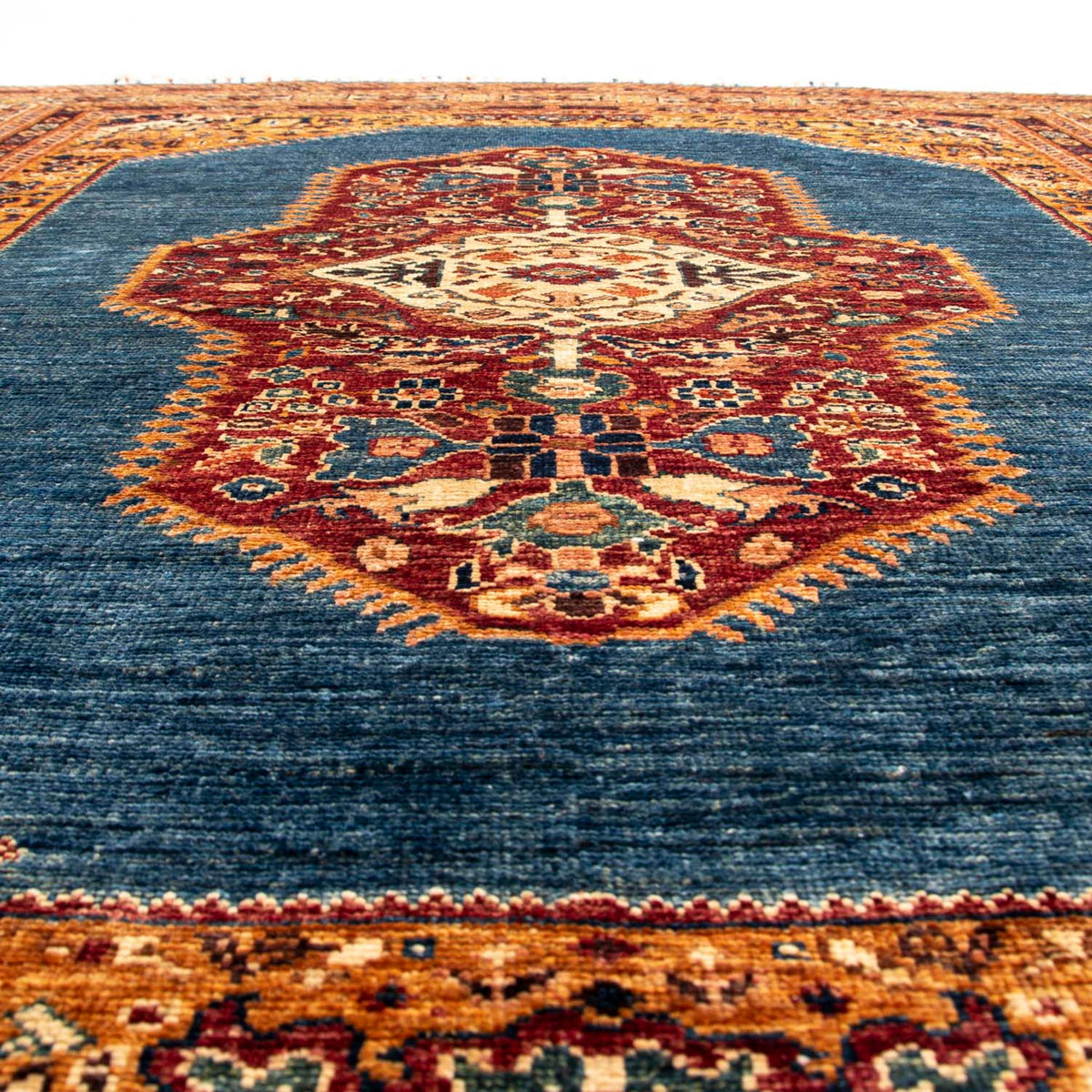 Koumra - (5'1'' x 6'7'') Oriental Mesopotamian Rug