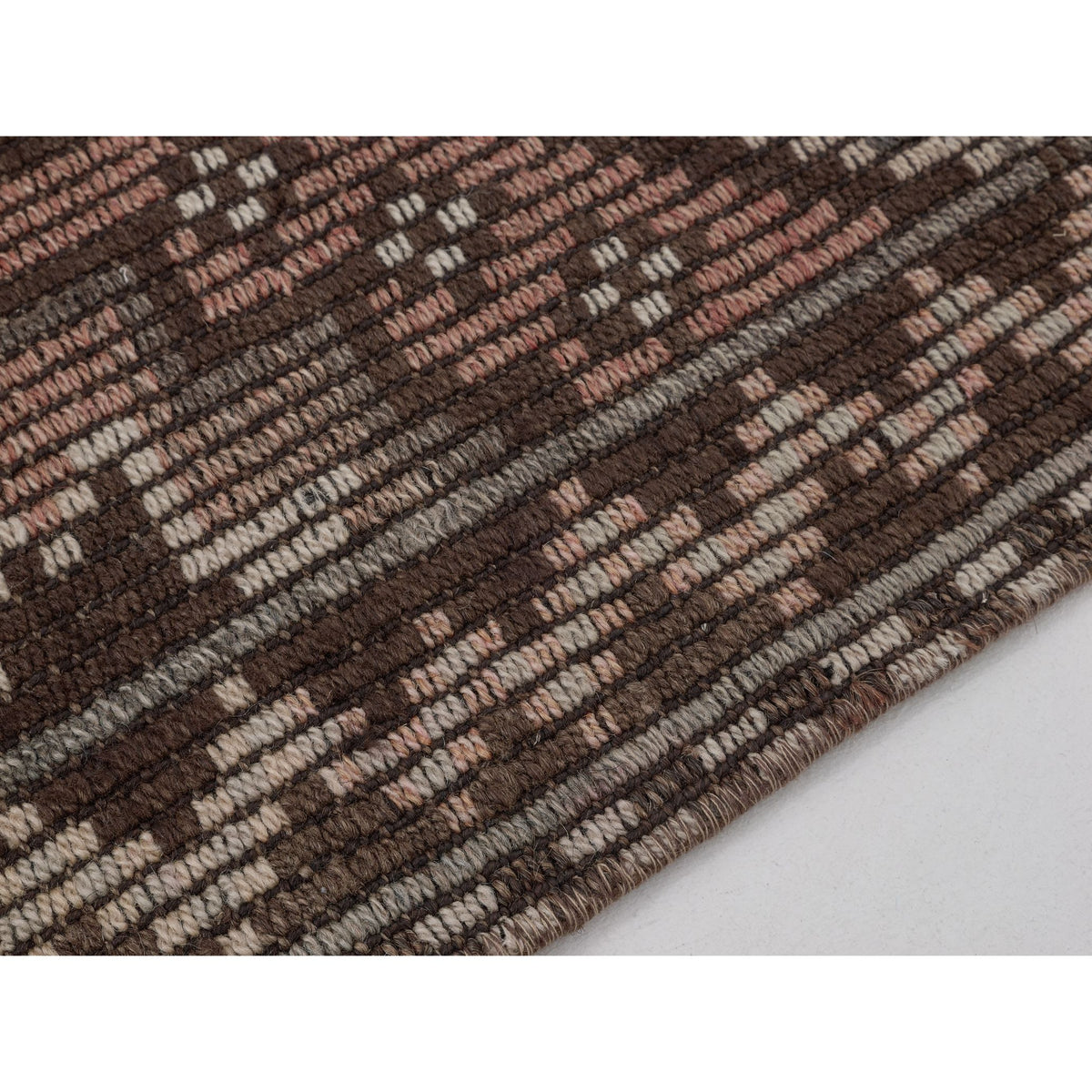 Panyan - (5'3'' x 9') Vintage Turkish Kilim