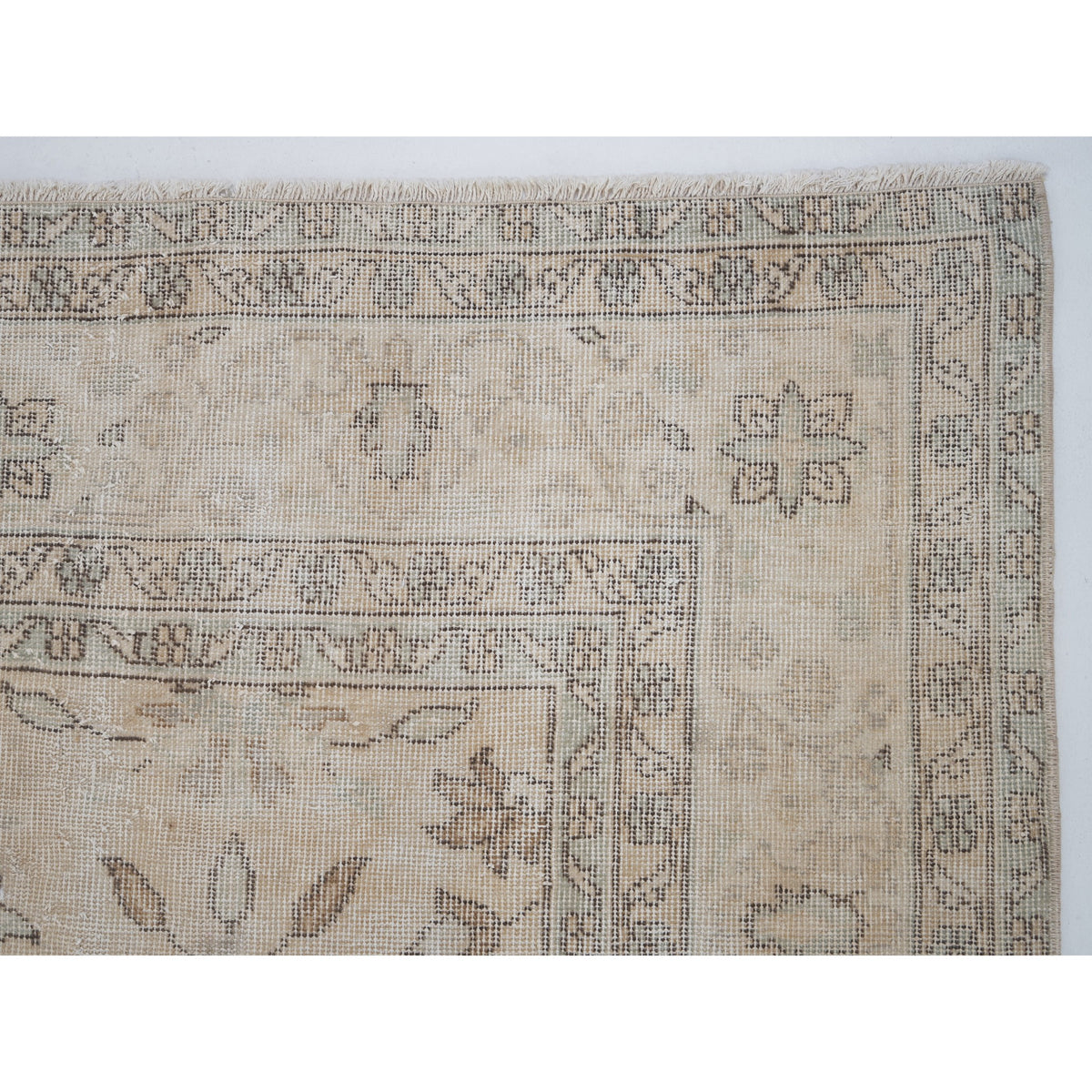 Gumbad - (8'1" x 11'4") Oriental Turkish Rug