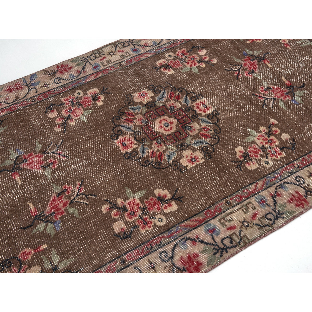 Matavan - (3'9'' x 6'10'') Vintage Turkish Rug