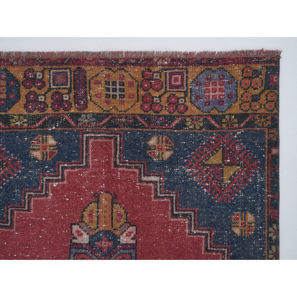 Sanasa - (2'9'' x 6'7'') Vintage Turkish Rug