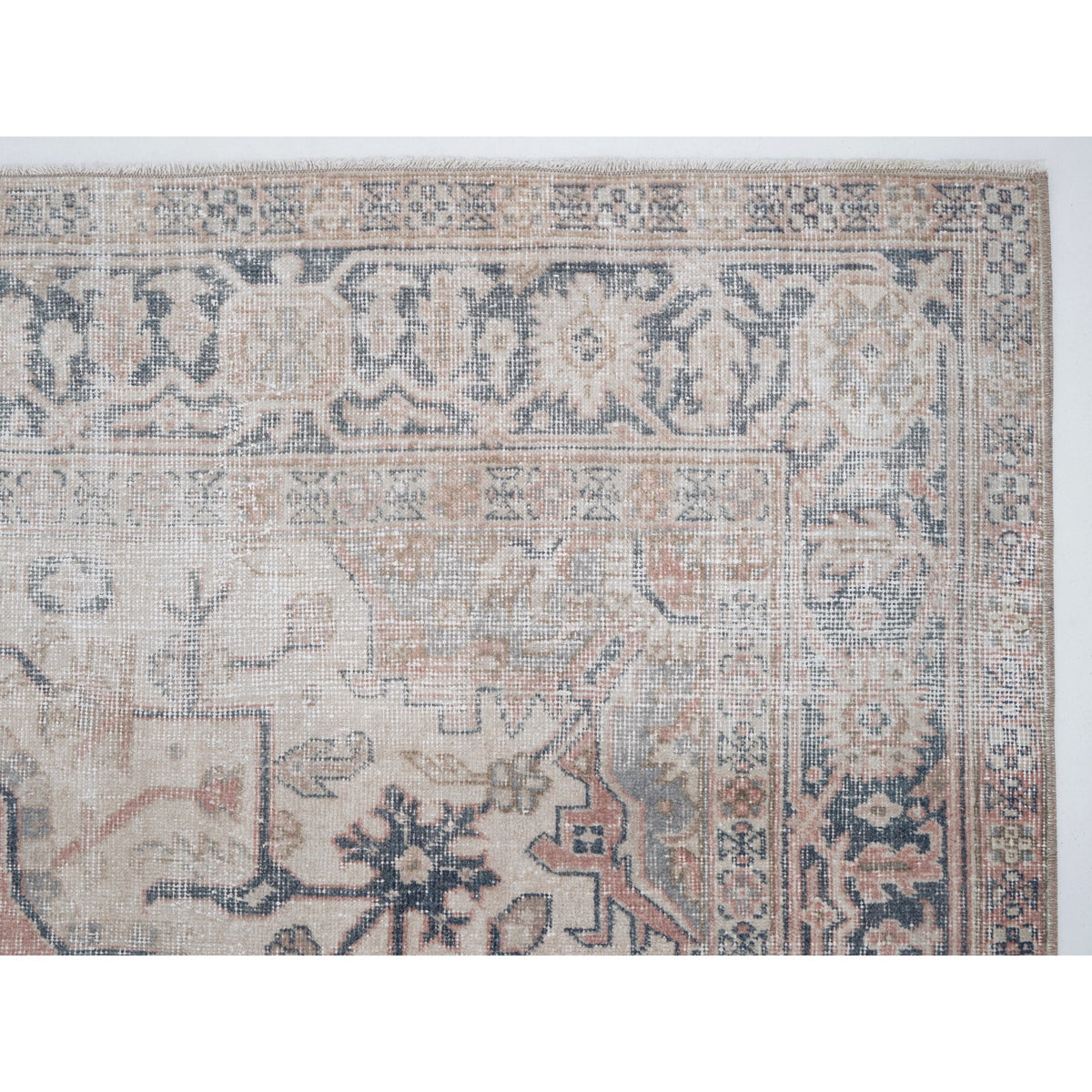 Rumrah - (7'7" x 11'1") Oriental Turkish Rug