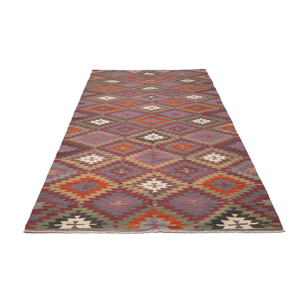 - (5'5'' x 9'8'') Vintage Turkish Kilim