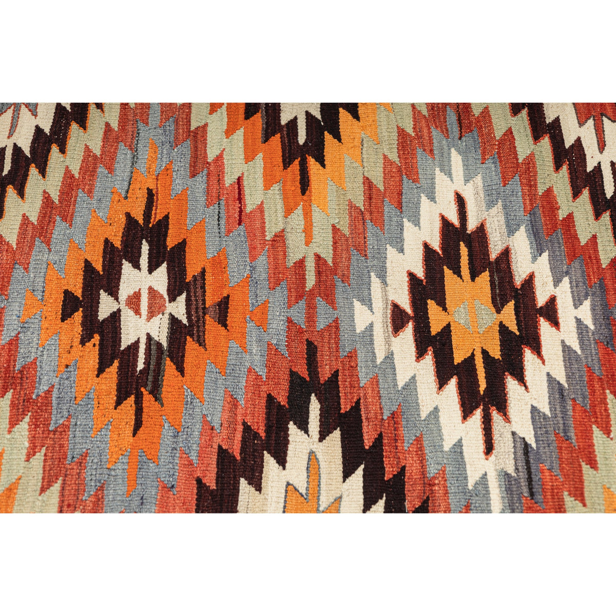 Lumanha - (4'10'' x 10'5'') Vintage Turkish Kilim