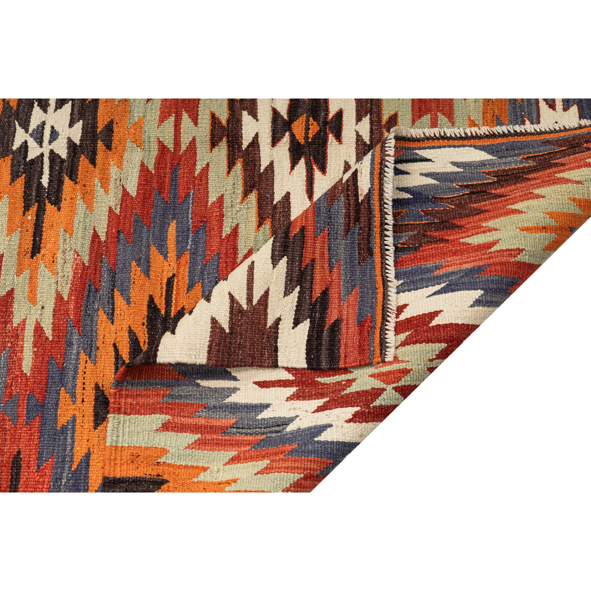 Lumanha - (4'10'' x 10'5'') Vintage Turkish Kilim