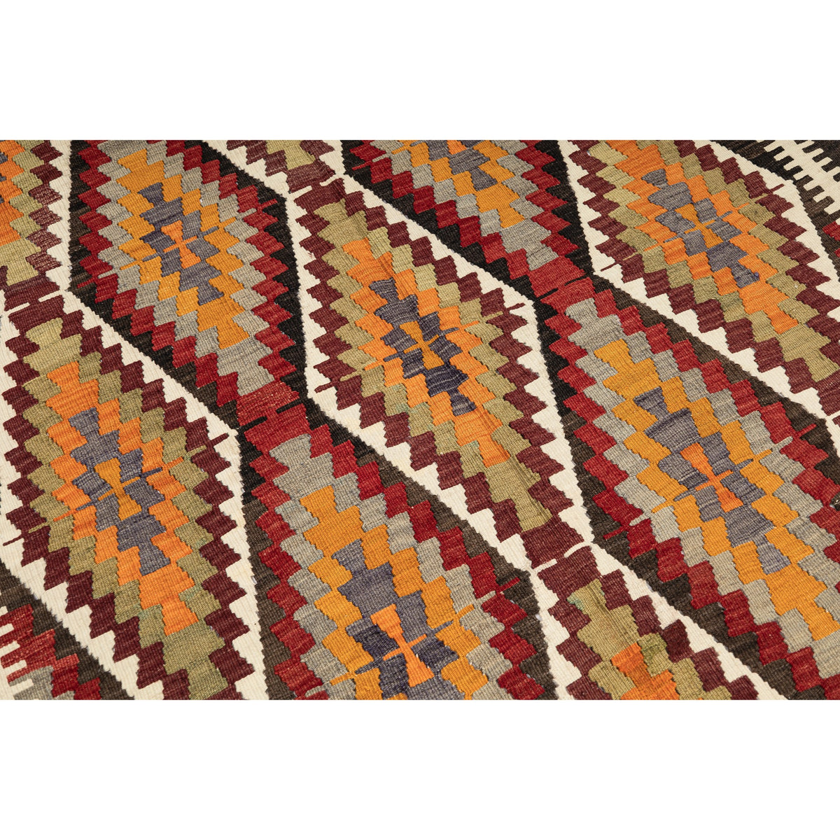 Meleva - (5' x 8'2'') Vintage Turkish Kilim