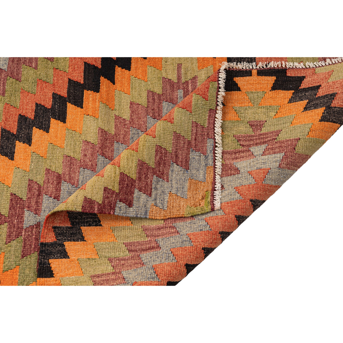 Goklen - (5'7'' x 8'11'') Vintage Turkish Kilim