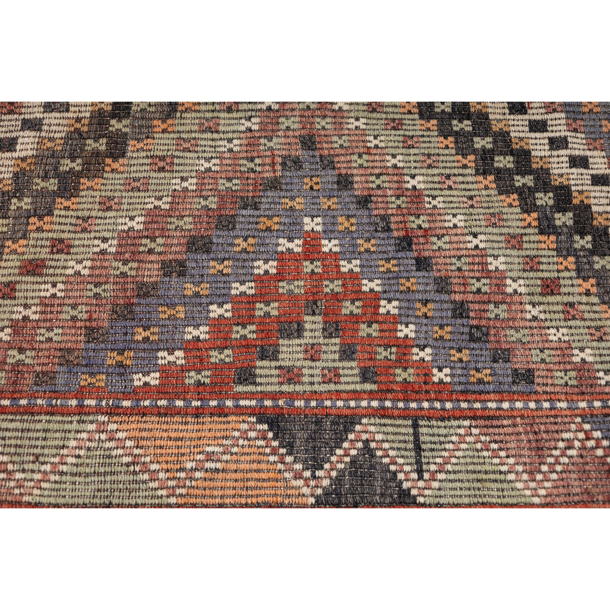 Umanay - (5'6'' x 7'3'') Vintage Turkish Kilim