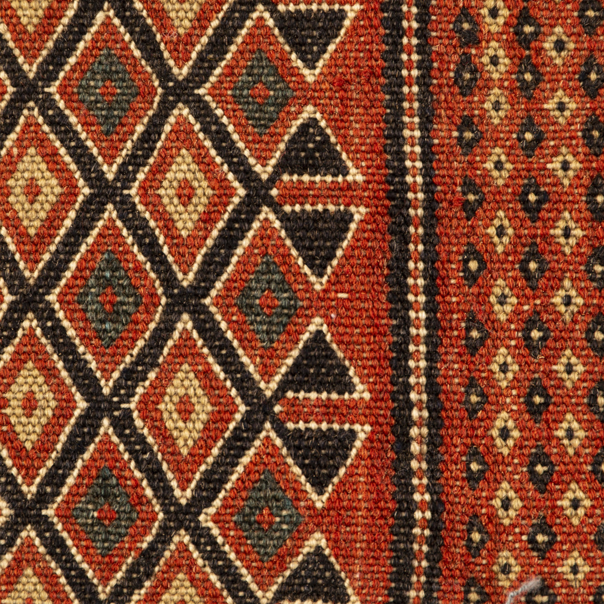 Mahbes - (6'7'' x 9'11'') Vintage Turkish Kilim