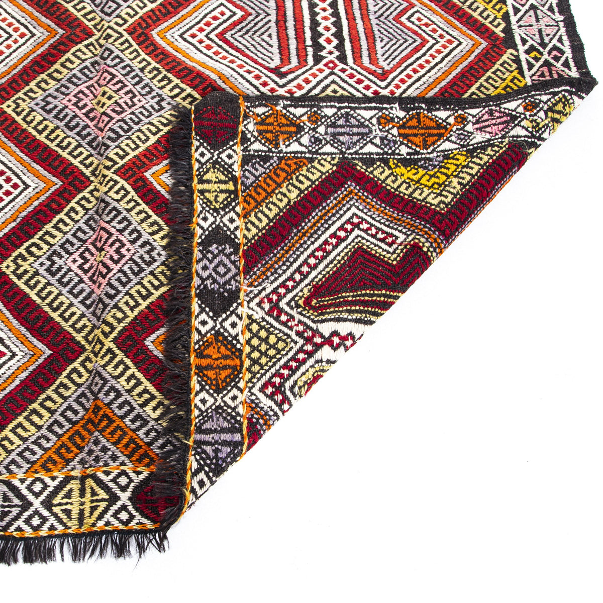 Yamfira - (5'3'' x 9'2'') Vintage Turkish Kilim