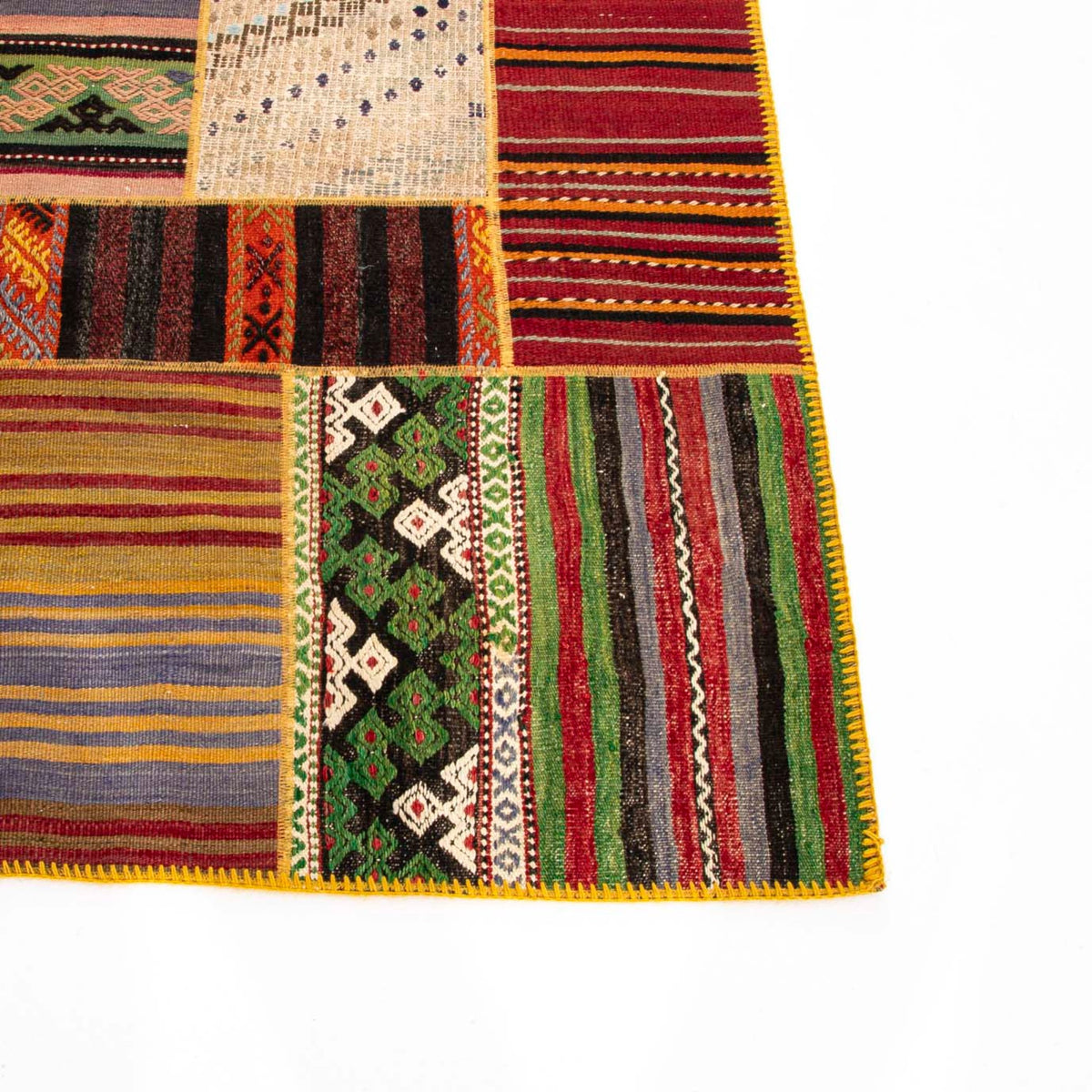 Malela - (2'11" x 7'7") Vintage Patchwork Rug