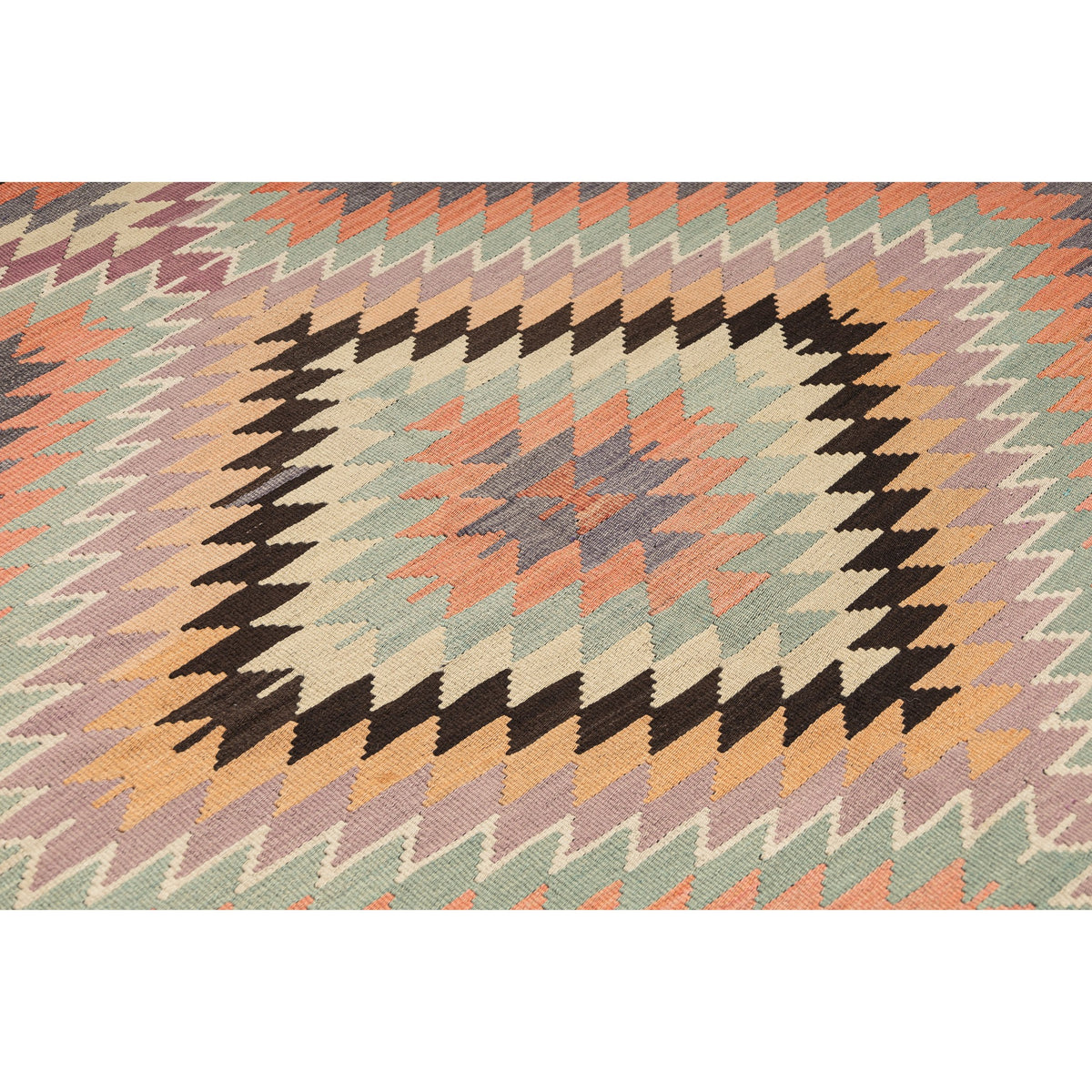 Masuda - (5'8'' x 11'2'') Vintage Turkish Kilim