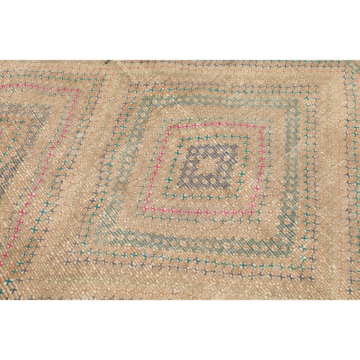 Chalsu - (6' x 10'4'') Vintage Turkish Kilim