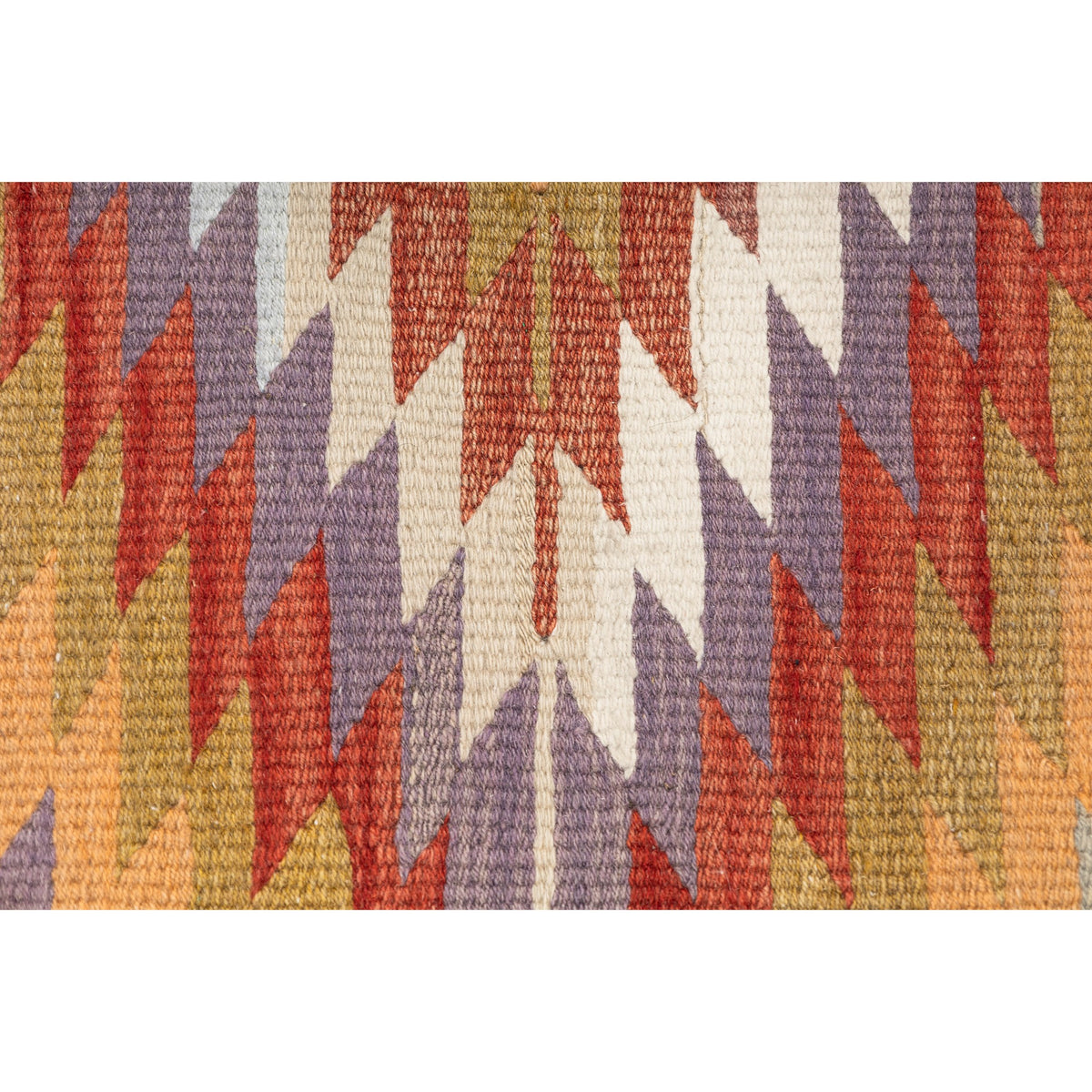 Ilanku - (2'6'' x 4'8'') Vintage Turkish Kilim