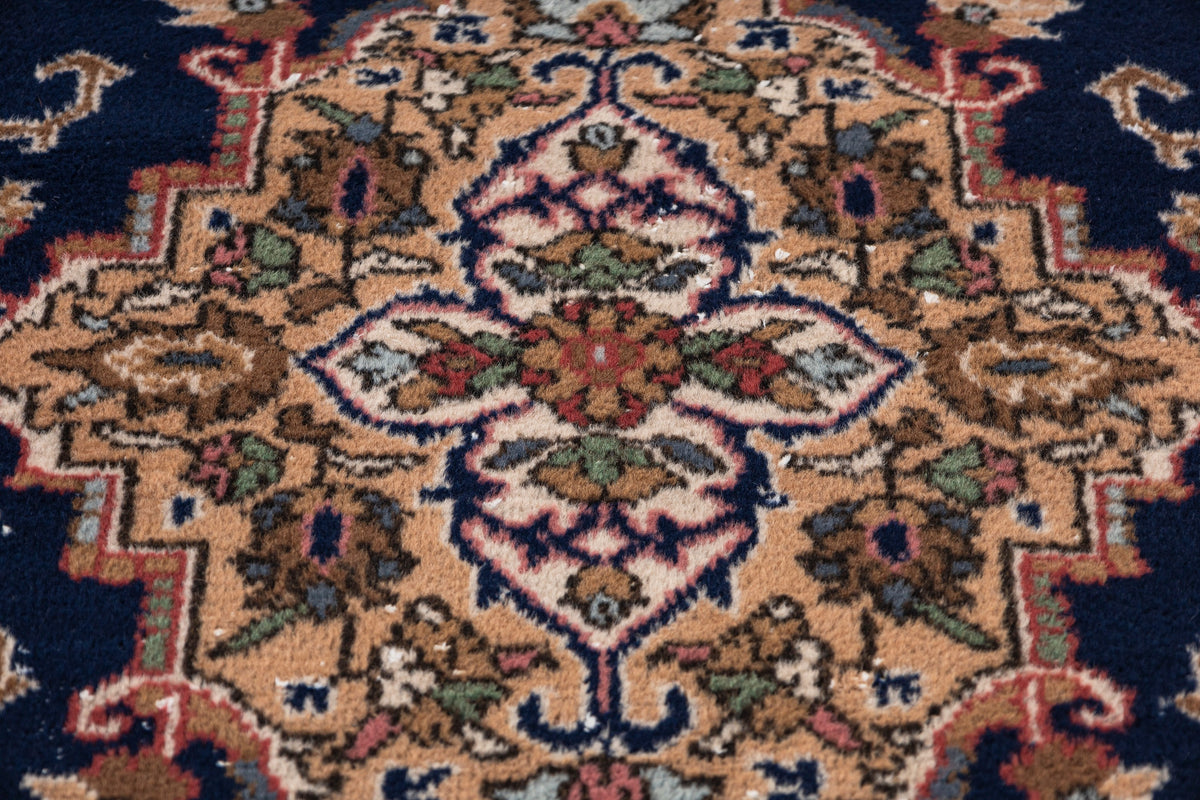 (3'11" x 6'11") Handmade Vintage Blue Rug