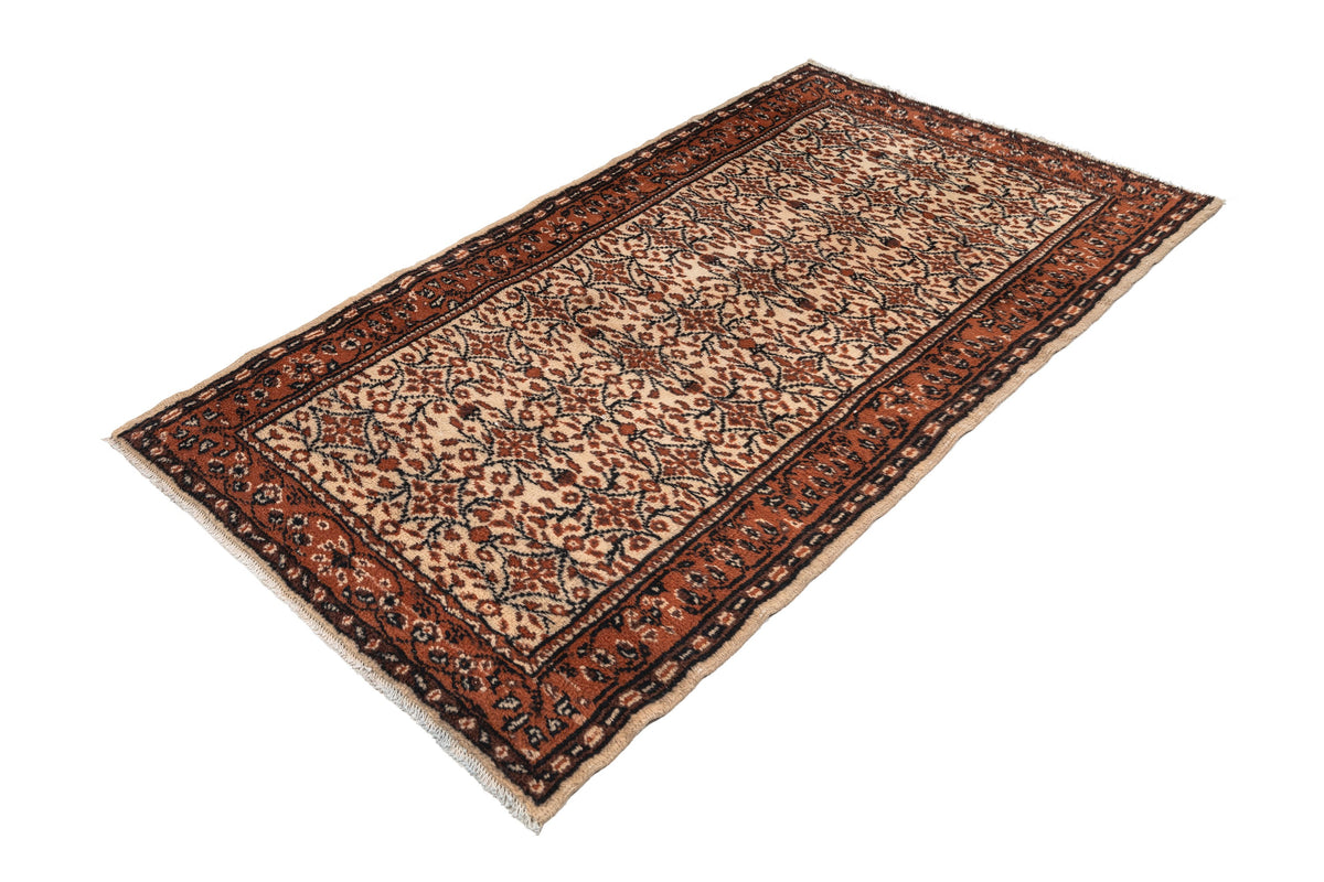 (3'10" x 6'7") Handmade Vintage Rug