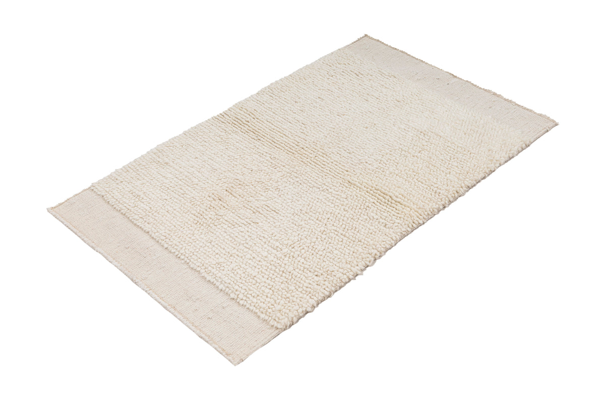 Handmade Organic Wool Neutral Small Rug (2'1" x 3'3")