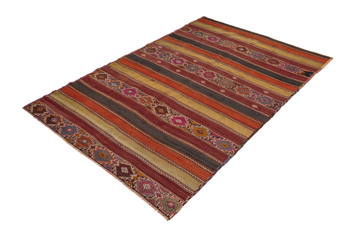 (4'7'' x 6'11'') Handwoven Vintage Striped Kilim Rug