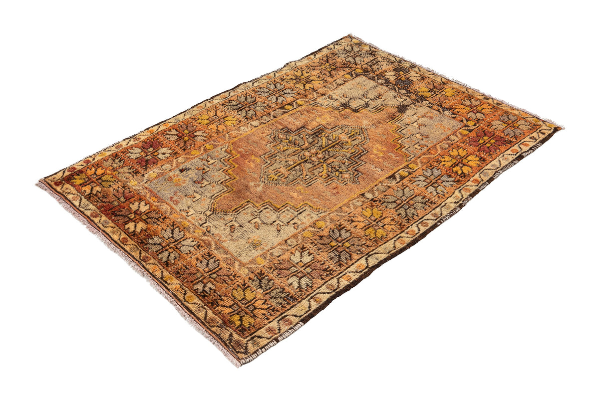 (3'3" x 4'5") Handmade Turkish Small Rug