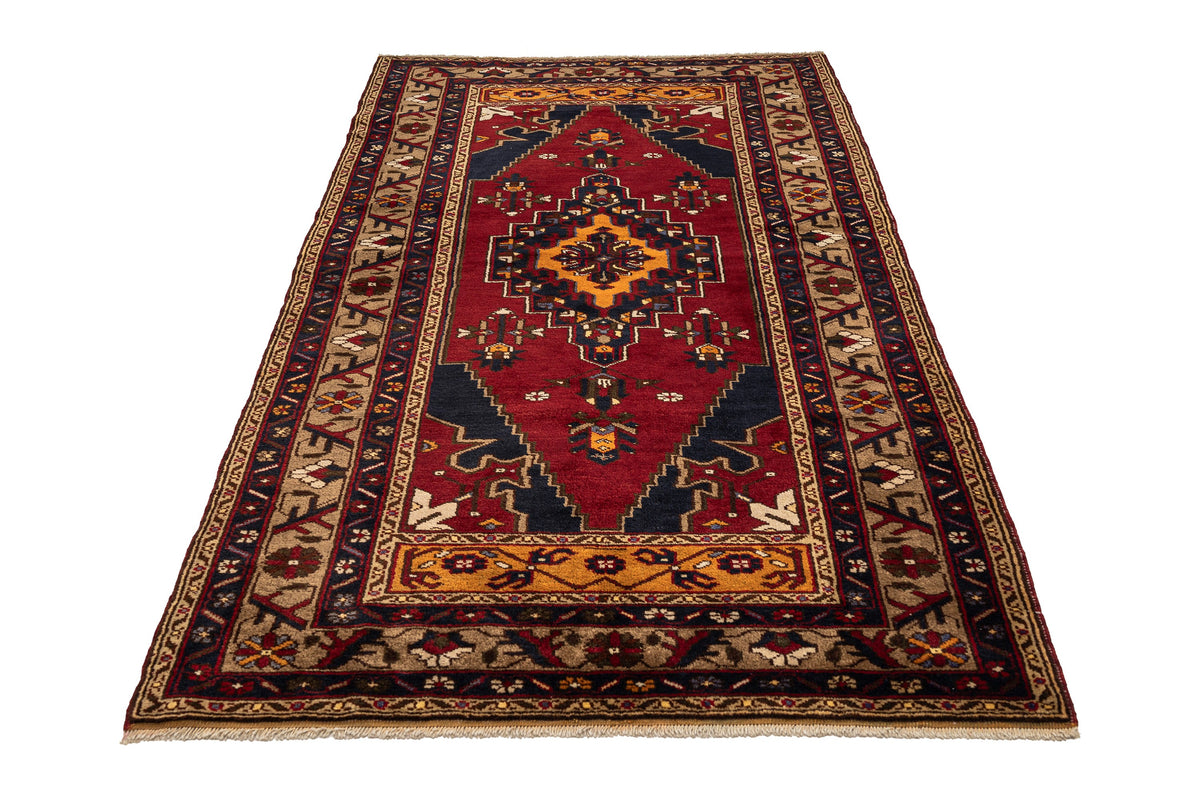 (4'3" x 8'2") Handmade Turkish Oriental Area Rug