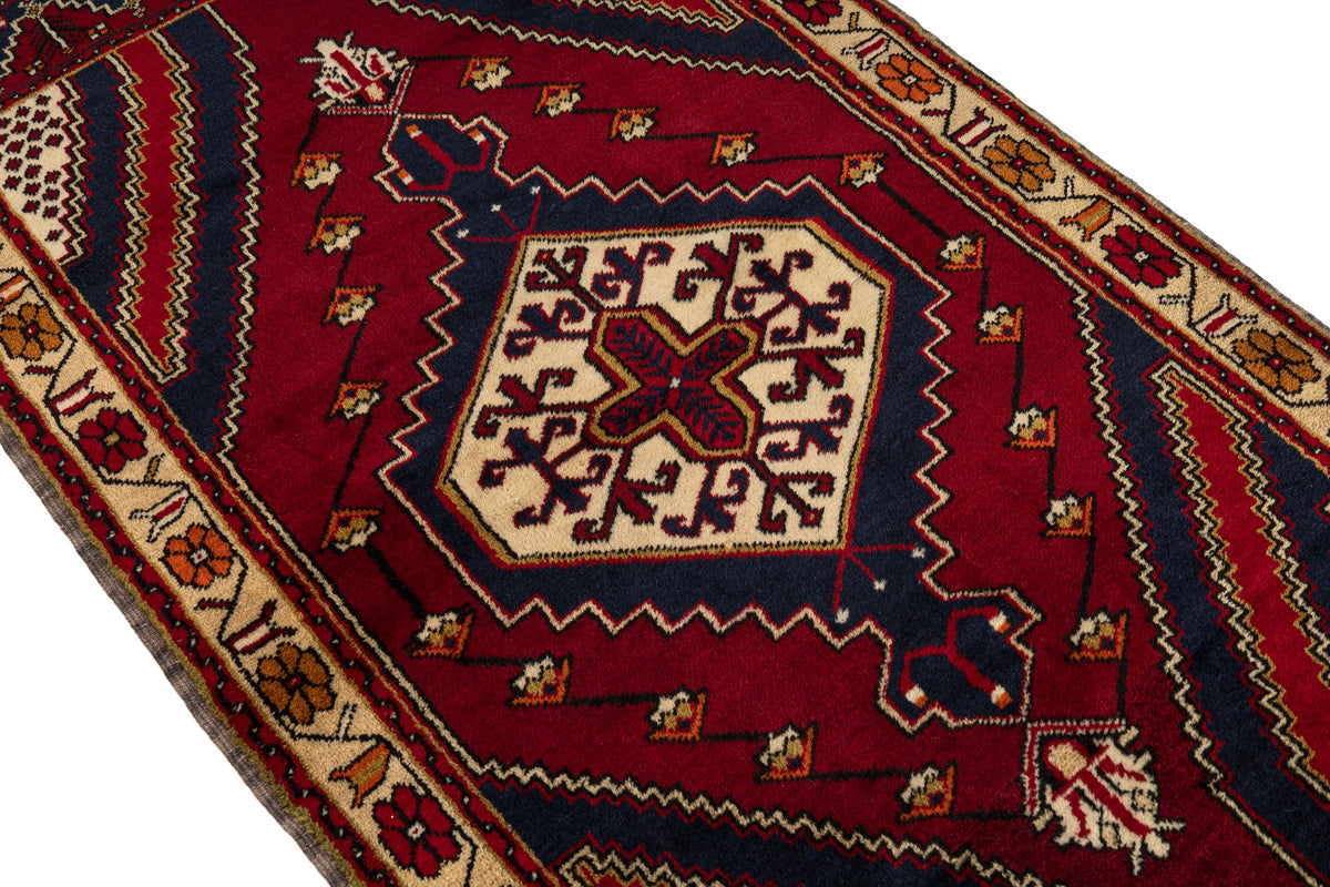 (3'3" x 6'4") Handmade Turkish Oriental Rug