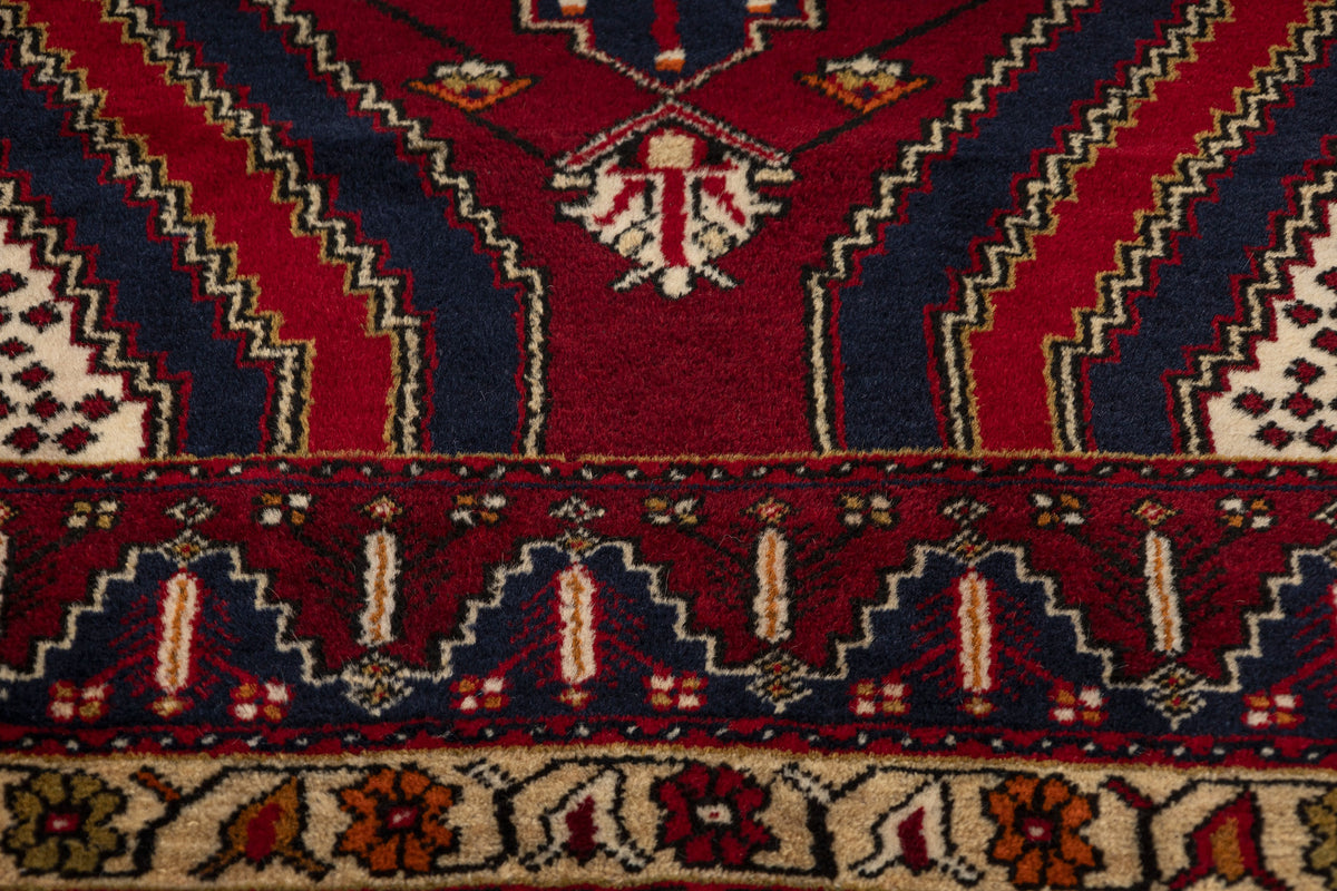 (3'3" x 6'4") Handmade Turkish Oriental Rug