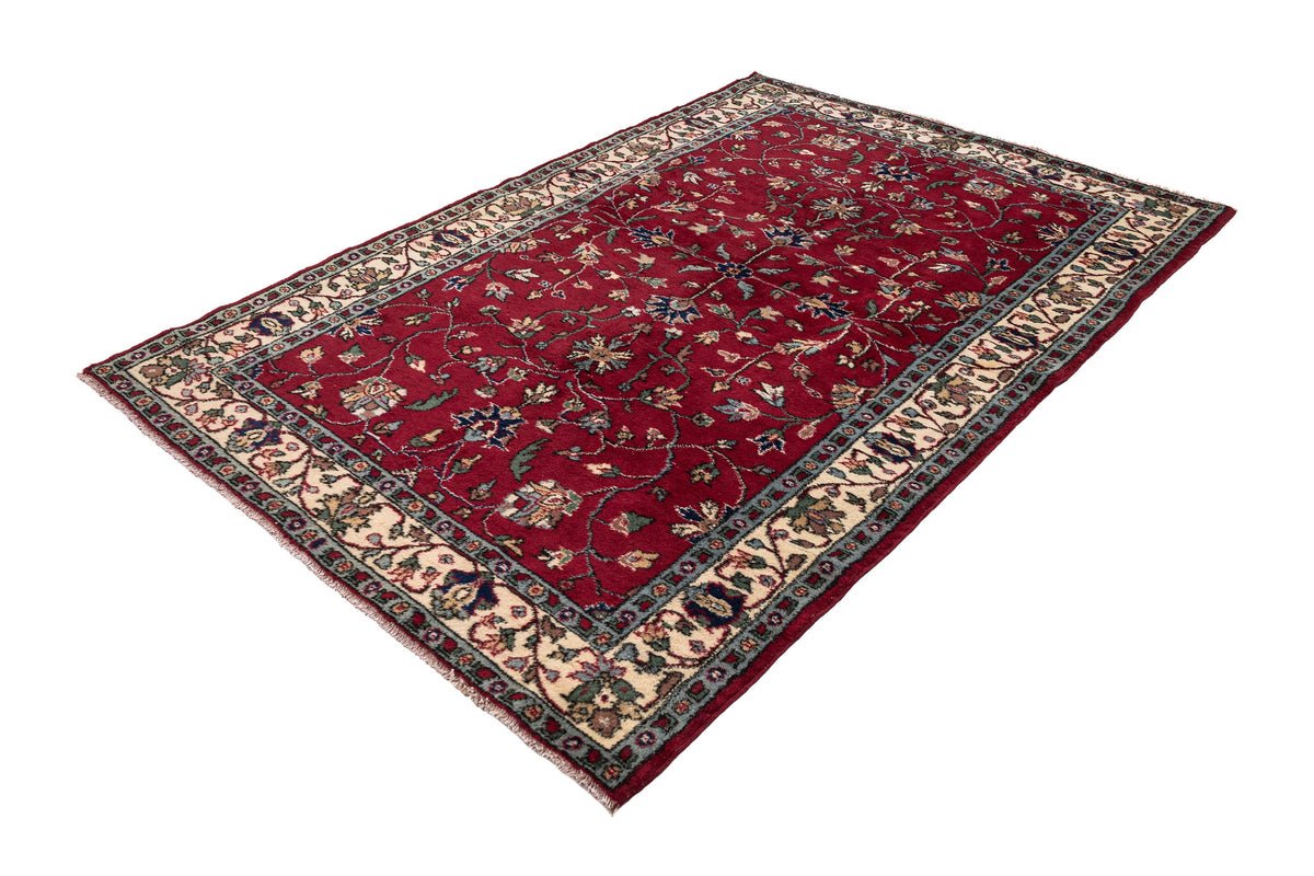 (5'4" x 7'10") Vintage Turkish Red Area Rug