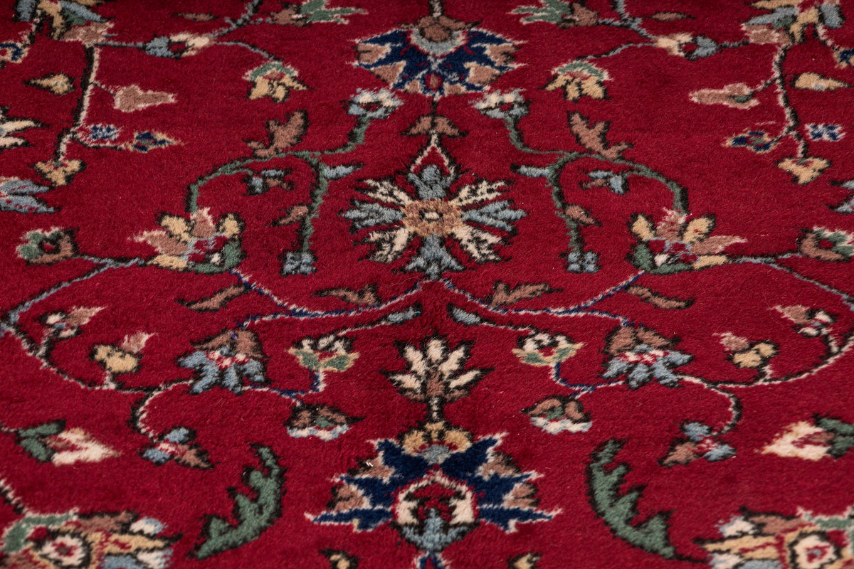 (5'4" x 7'10") Vintage Turkish Red Area Rug