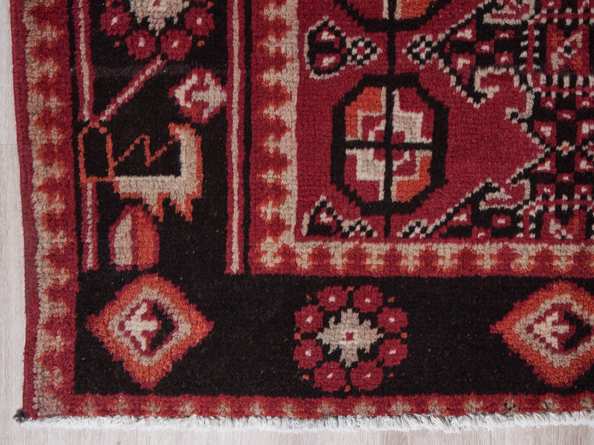 3'6" x 9'6" Red Oriental Persian Style Runner Rug