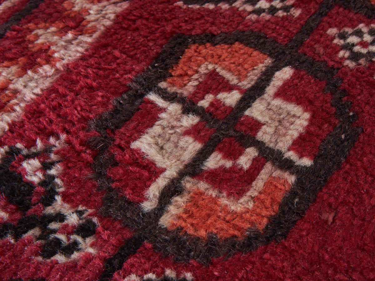 3'6" x 9'6" Red Oriental Persian Style Runner Rug