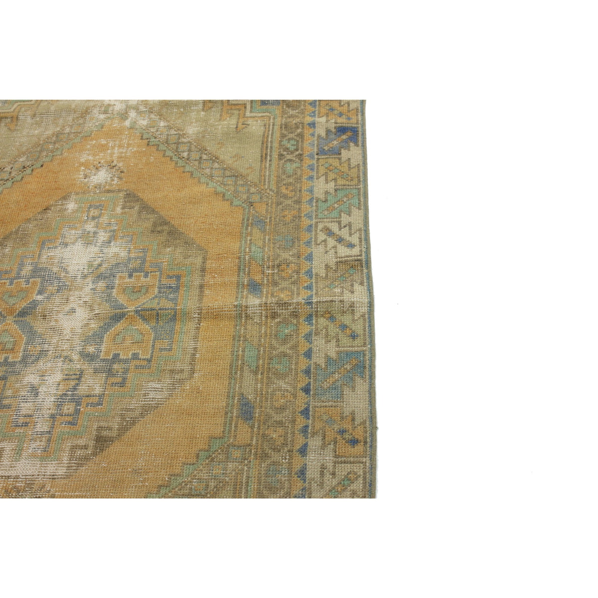 Lesceh - (3'3'' x 6'4'') Vintage Turkish Rug