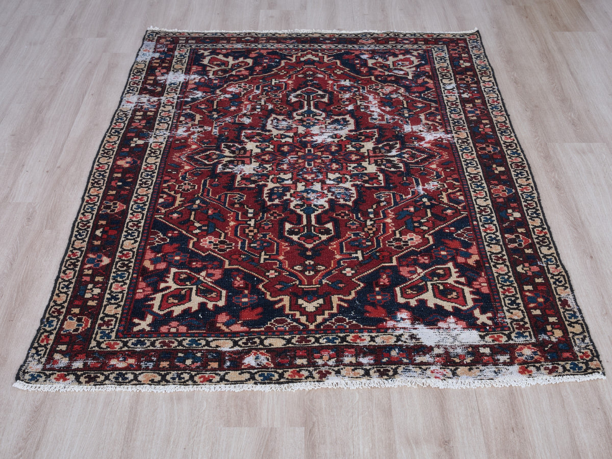 4'4" x 6'8" Oriental Persian Style Rug