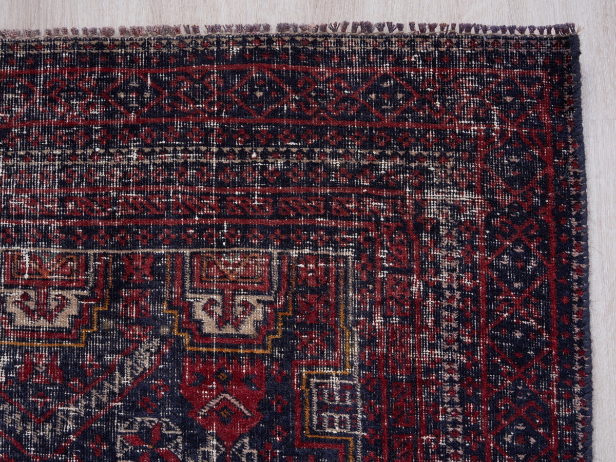 3'4" x 5'11" Vintage Persian Style Small Rug