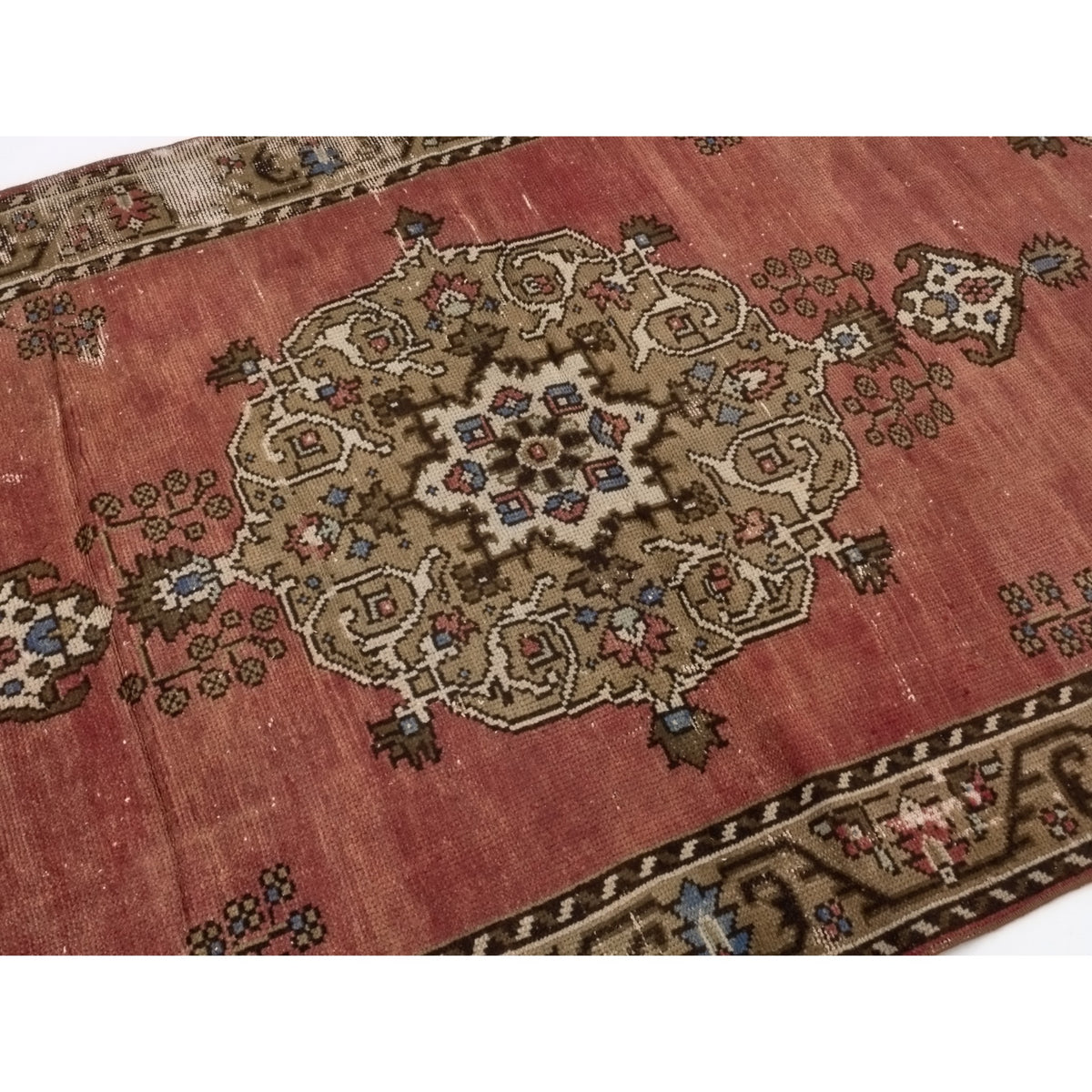 Brabham - (4'3'' x 8'4'') Vintage Turkish Rug