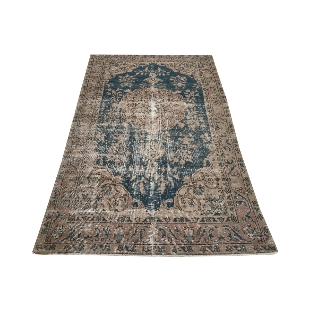 Susta - (3'7'' x 7'3'') Vintage Turkish Rug